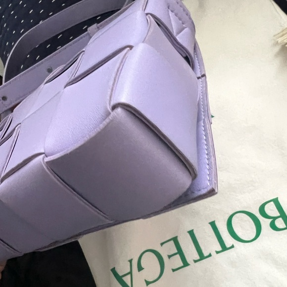 AUTH Bottega Veneta *classic size* cassette great condition - Picture 9 of 11